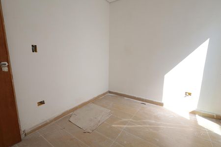 Casa de condomínio à venda com 117m², 3 quartos e 2 vagasSuíte