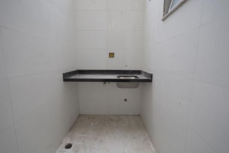 Casa de condomínio à venda com 117m², 2 quartos e 2 vagasÁrea de Serviço