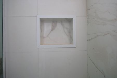 Casa de condomínio à venda com 117m², 2 quartos e 2 vagasBanheiro da Suíte 1