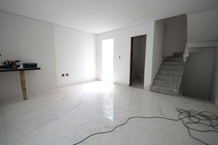 Casa de condomínio à venda com 117m², 2 quartos e 2 vagasSala/Cozinha