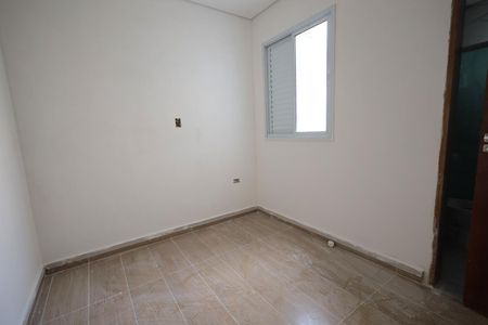 Casa de condomínio à venda com 117m², 2 quartos e 2 vagasSuíte 1