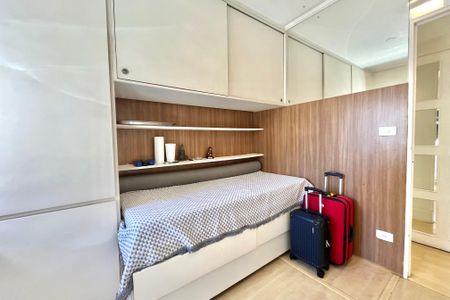 Apartamento à venda com 82m², 3 quartos e 2 vagas Apartamento à venda com 82m², 3 quartos e 2 vagasQuarto 1