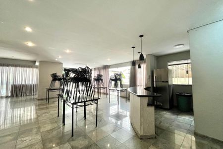 Apartamento à venda com 82m², 3 quartos e 2 vagas Apartamento à venda com 82m², 3 quartos e 2 vagasÁrea comum - Salão de festas