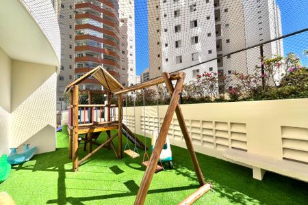 Apartamento à venda com 82m², 3 quartos e 2 vagas Apartamento à venda com 82m², 3 quartos e 2 vagasÁrea comum - Playground