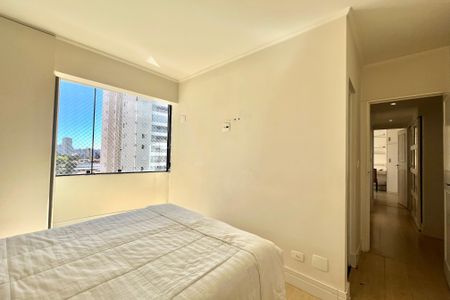 Apartamento à venda com 82m², 3 quartos e 2 vagas Apartamento à venda com 82m², 3 quartos e 2 vagasSuíte