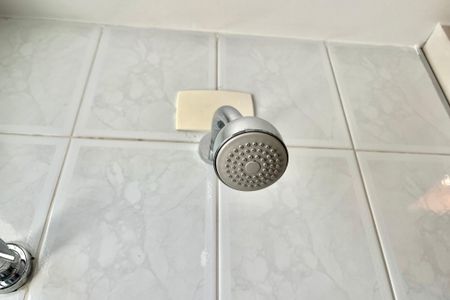 Apartamento à venda com 82m², 3 quartos e 2 vagas Apartamento à venda com 82m², 3 quartos e 2 vagasBanheiro da Suíte