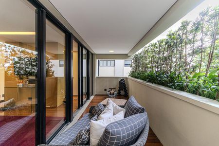 Apartamento à venda com 374m², 3 quartos e 4 vagasVaranda da Suíte 1