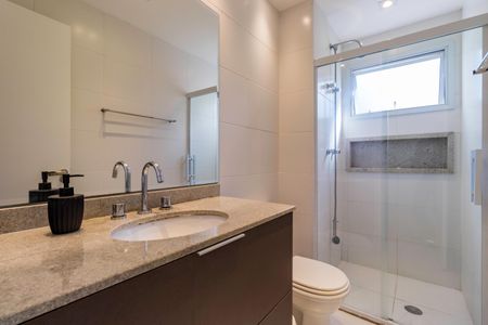 Apartamento à venda com 138m², 3 quartos e 2 vagas Apartamento à venda com 138m², 3 quartos e 2 vagasBanheiro da Suíte 3