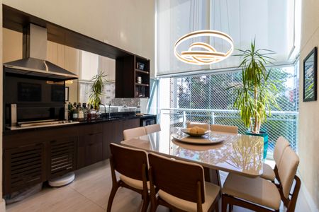 Apartamento à venda com 138m², 3 quartos e 2 vagas Apartamento à venda com 138m², 3 quartos e 2 vagasSala