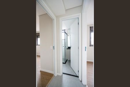 Apartamento para alugar com 45m², 2 quartos e sem vaga Apartamento para alugar com 45m², 2 quartos e sem vagaHall dos quartos