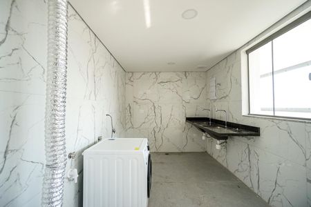Apartamento para alugar com 45m², 2 quartos e sem vaga Apartamento para alugar com 45m², 2 quartos e sem vagaLavanderia