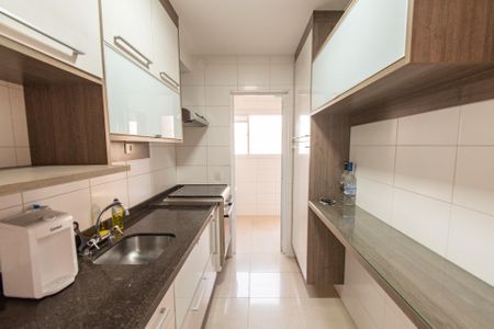 Apartamento à venda com 88m², 2 quartos e 2 vagas Apartamento à venda com 88m², 2 quartos e 2 vagasCozinha