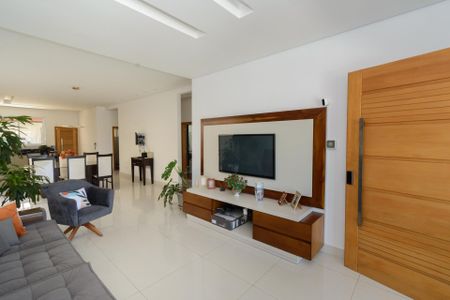 Sala de casa à venda com 4 quartos, 270m² em Riacho das Pedras, Contagem