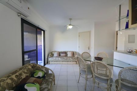 Apartamento para alugar com 153m², 2 quartos e 2 vagasSala