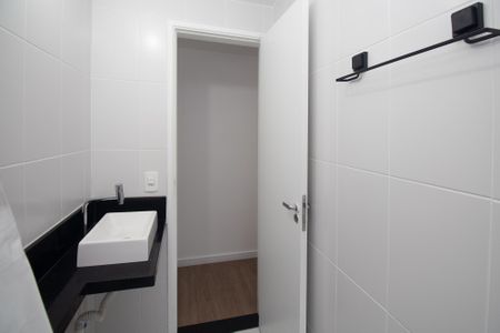 Apartamento à venda com 51m², 2 quartos e 1 vaga Apartamento à venda com 51m², 2 quartos e 1 vagaBanheiro 2