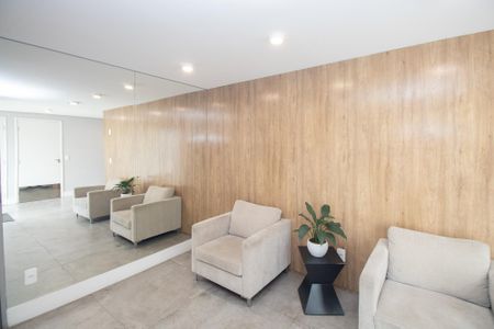 Apartamento à venda com 51m², 2 quartos e 1 vaga Apartamento à venda com 51m², 2 quartos e 1 vagaHall