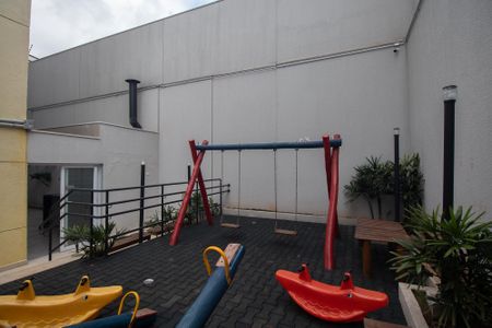 Apartamento à venda com 51m², 2 quartos e 1 vaga Apartamento à venda com 51m², 2 quartos e 1 vagaÁrea comum - Playground