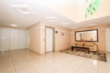 Apartamento à venda com 95m², 2 quartos e 2 vagasHall de Entrada