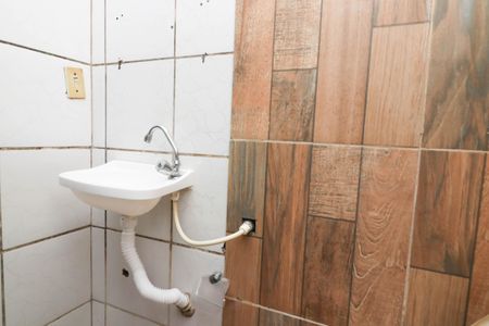 Casa para alugar com 68m², 2 quartos e sem vagaBanheiro