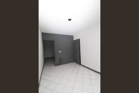 Sala de casa para alugar com 2 quartos, 68m² em Jardim Moreira, Guarulhos