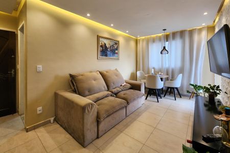 Apartamento à venda com 63m², 2 quartos e 1 vaga Apartamento à venda com 63m², 2 quartos e 1 vagaSala