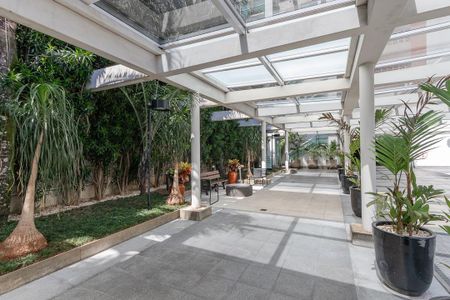 Apartamento à venda com 43m², 1 quarto e 1 vagaEntrada