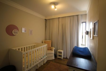 Apartamento à venda com 126m², 3 quartos e 2 vagasQuarto 2