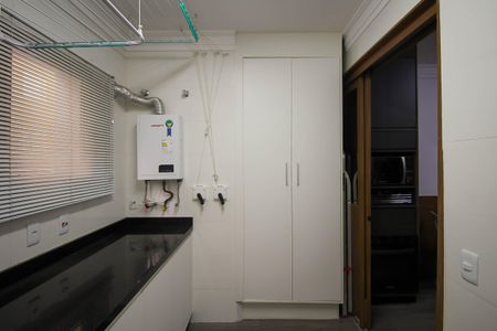 Apartamento à venda com 126m², 3 quartos e 2 vagasÁrea de Serviço