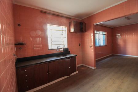 Casa à venda com 600m², 4 quartos e 1 vagaCozinha