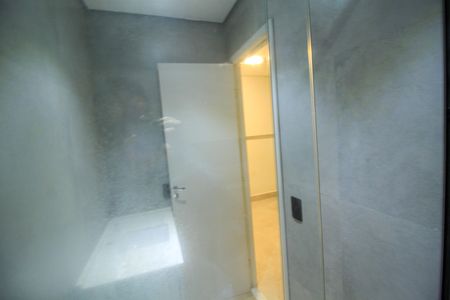 Casa à venda com 600m², 4 quartos e 1 vagaBanheiro da Suíte 1