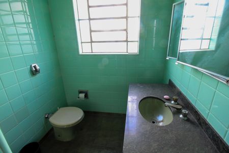 Casa à venda com 600m², 4 quartos e 1 vagaLavabo