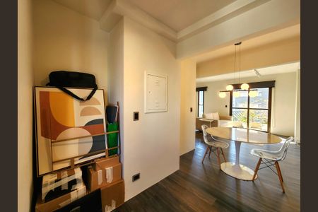 Sala de apartamento à venda com 2 quartos, 83m² em Vila Olímpia, São Paulo