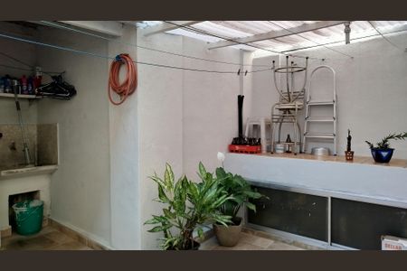 Casa à venda com 80m², 2 quartos e 1 vaga Casa à venda com 80m², 2 quartos e 1 vagaÁrea de Serviço