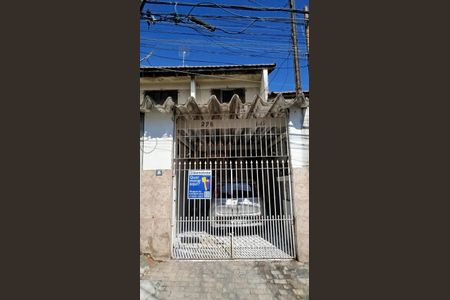 Casa à venda com 80m², 2 quartos e 1 vaga Casa à venda com 80m², 2 quartos e 1 vagaFachada