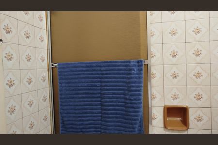 Casa à venda com 80m², 2 quartos e 1 vaga Casa à venda com 80m², 2 quartos e 1 vagaBanheiro