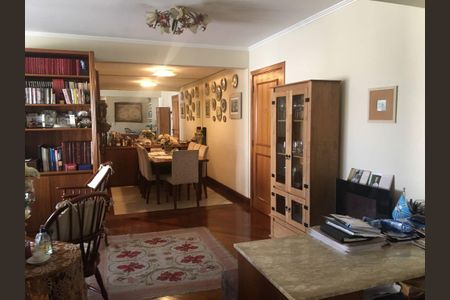 Apartamento à venda com 115m², 4 quartos e 1 vaga