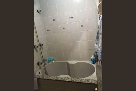 Apartamento à venda com 115m², 4 quartos e 1 vaga