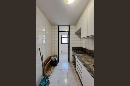 Apartamento à venda com 82m², 3 quartos e 2 vagasCozinha