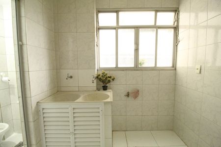 Apartamento à venda com 104m², 3 quartos e 1 vagaÁrea de serviço