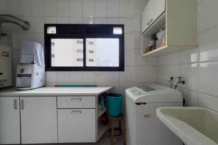 Apartamento para alugar com 132m², 3 quartos e 3 vagasÁrea de serviço