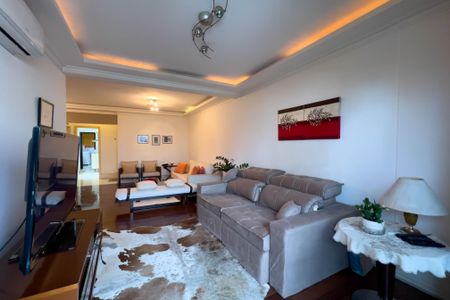 Apartamento para alugar com 132m², 3 quartos e 3 vagasSala