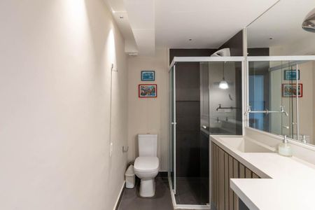 Studio à venda com 38m², 1 quarto e sem vaga Studio à venda com 38m², 1 quarto e sem vagaBanheiro