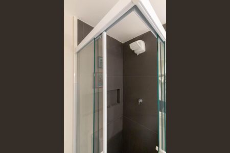 Studio à venda com 38m², 1 quarto e sem vaga Studio à venda com 38m², 1 quarto e sem vagaBanheiro