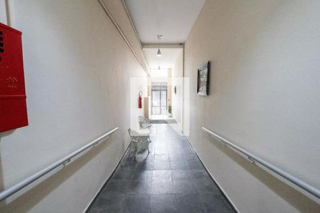 Studio à venda com 42m², 1 quarto e sem vaga Studio à venda com 42m², 1 quarto e sem vagaHall de Entrada