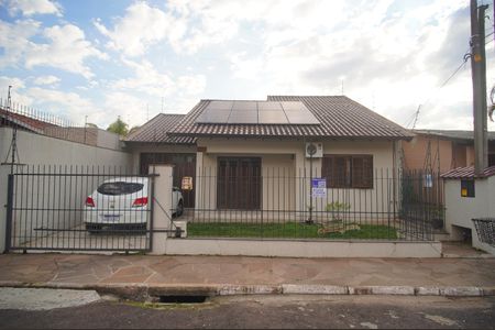 Casa à venda com 124m², 2 quartos e 2 vagasFachada