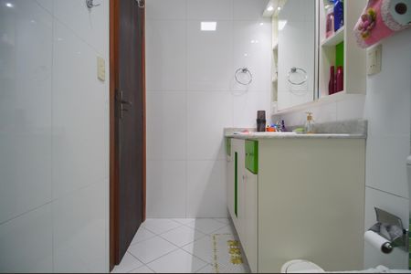 Casa à venda com 124m², 2 quartos e 2 vagasBanheiro