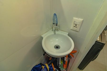 Apartamento à venda com 78m², 3 quartos e 2 vagasBanheiro de Serviço