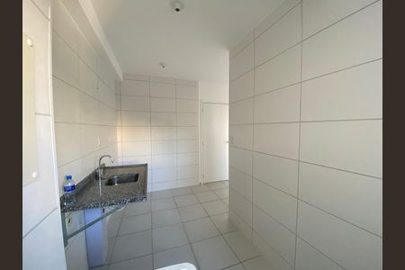 Cozinha de apartamento para alugar com 1 quarto, 38m² em Santa Ifigênia, São Paulo