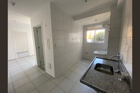 Cozinha de apartamento para alugar com 1 quarto, 38m² em Santa Ifigênia, São Paulo