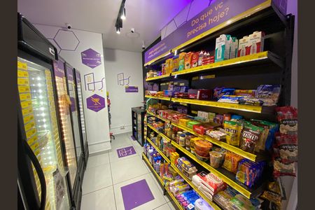 Área comum - Mercadinho de apartamento para alugar com 1 quarto, 38m² em Santa Ifigênia, São Paulo